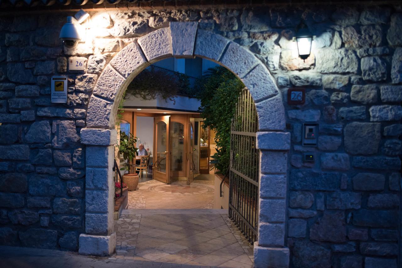 Hotel Venezia Malcesine Kültér fotó